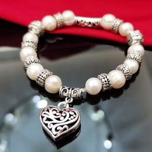 Zinc Alloy Freshwater Pearl Antique Fish Bracelet with elastic cord."siz…